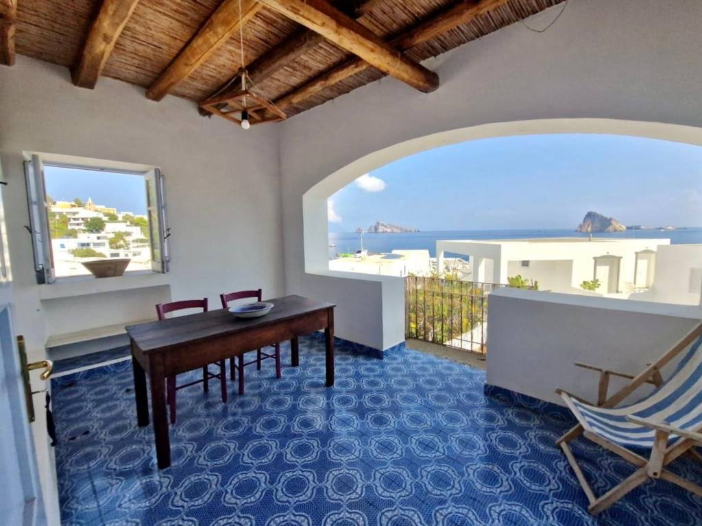 casa indipendente in vendita a Lipari