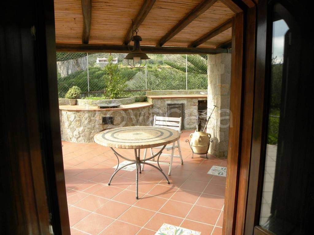 casa indipendente in vendita a Lipari