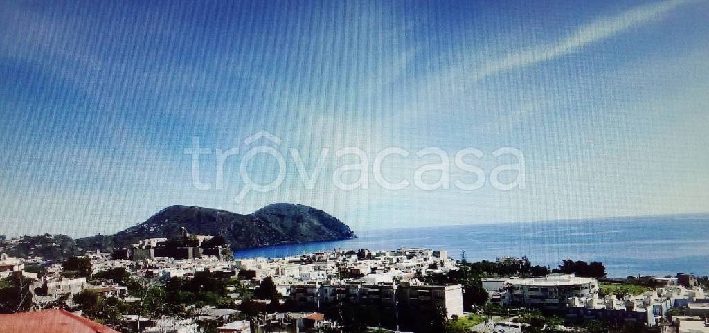 casa indipendente in vendita a Lipari