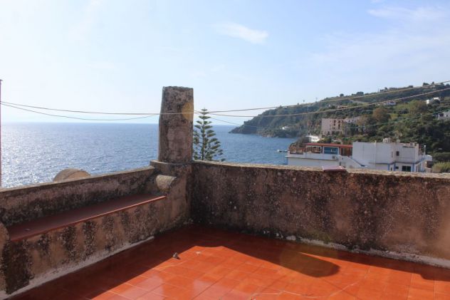 casa indipendente in vendita a Lipari