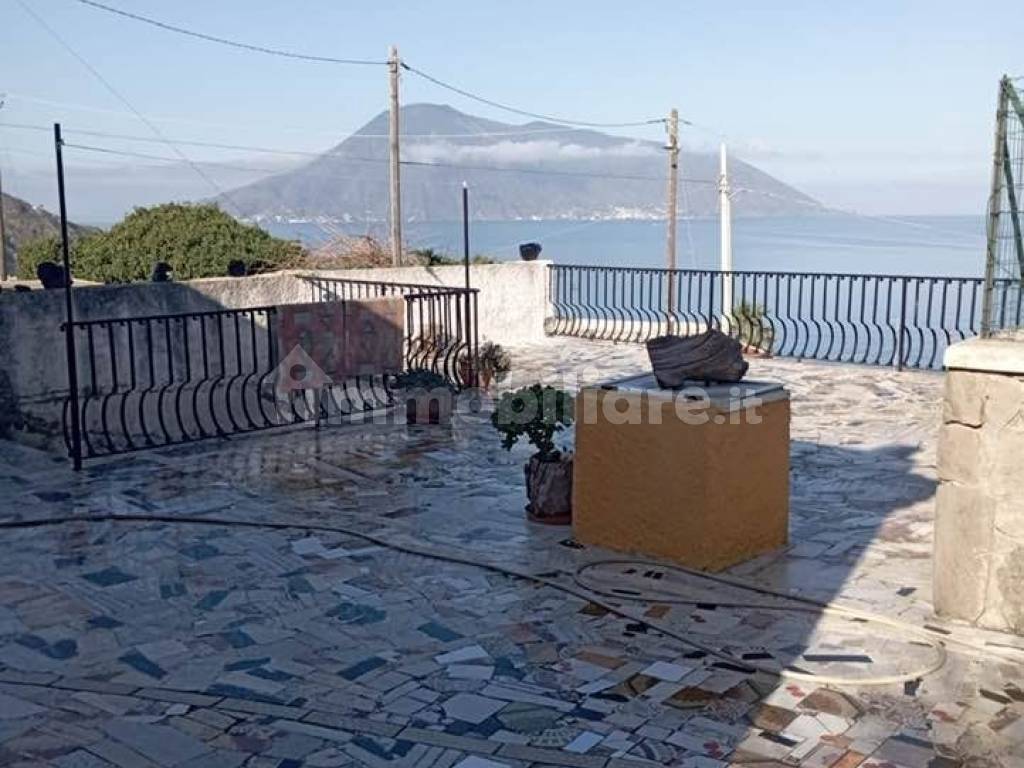 casa indipendente in vendita a Lipari