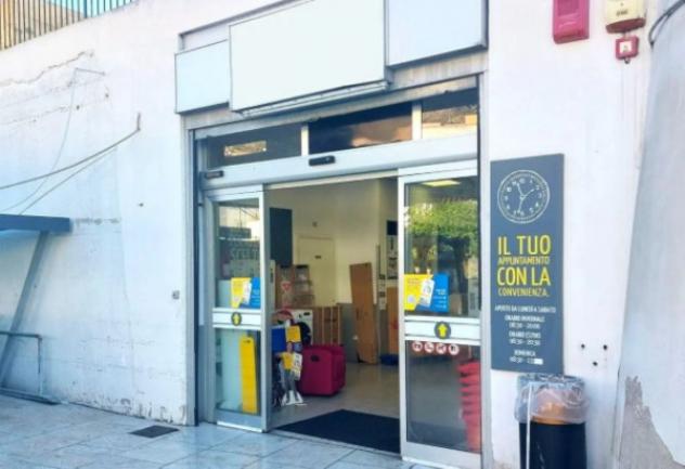 pentavano in vendita a Lipari