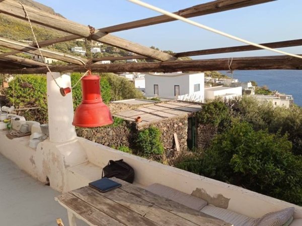 casa indipendente in vendita a Lipari