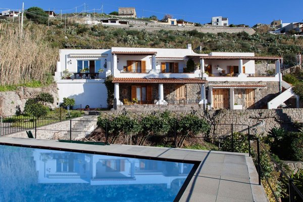 casa indipendente in vendita a Lipari