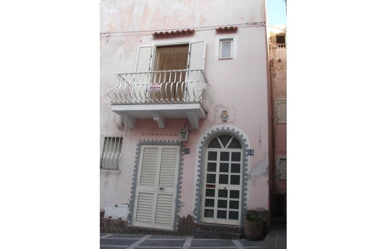 casa indipendente in vendita a Lipari