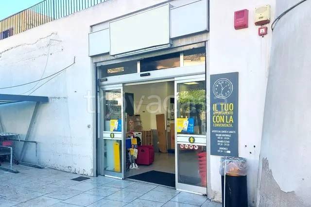 negozio in vendita a Lipari