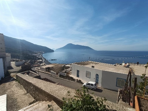 casa indipendente in vendita a Lipari