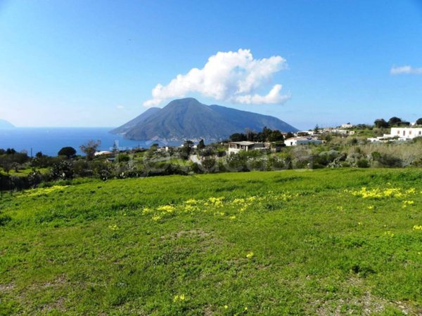 casa indipendente in vendita a Lipari