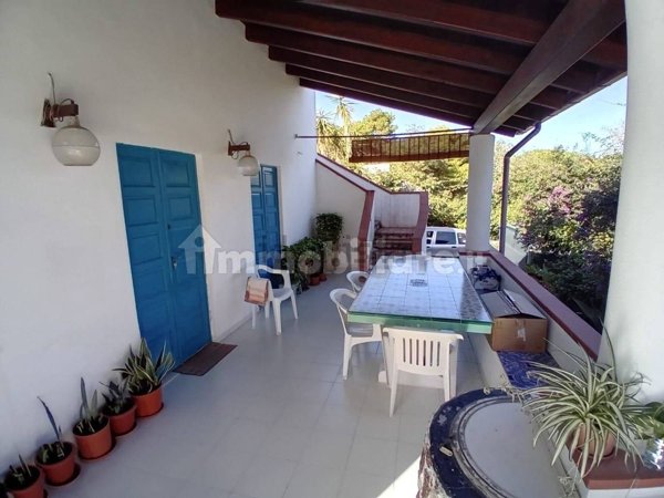 casa indipendente in vendita a Lipari