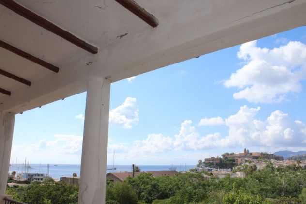 casa indipendente in vendita a Lipari