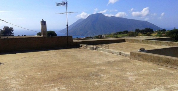 casale in vendita a Lipari