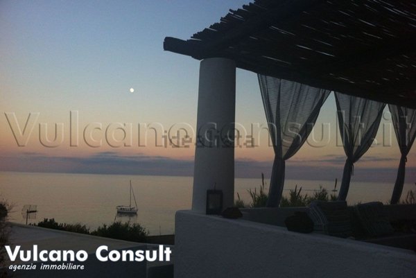 casa indipendente in vendita a Lipari