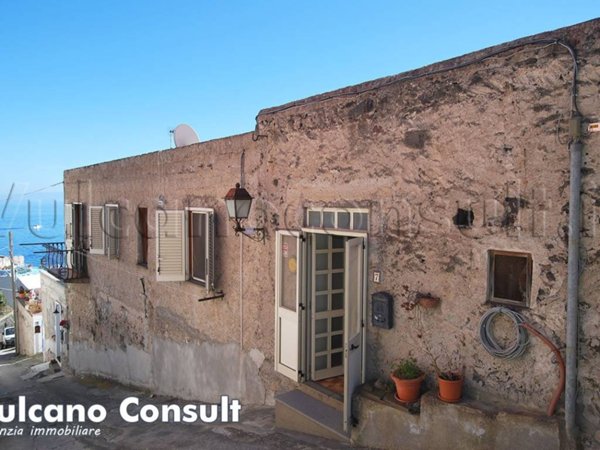 casa indipendente in vendita a Lipari