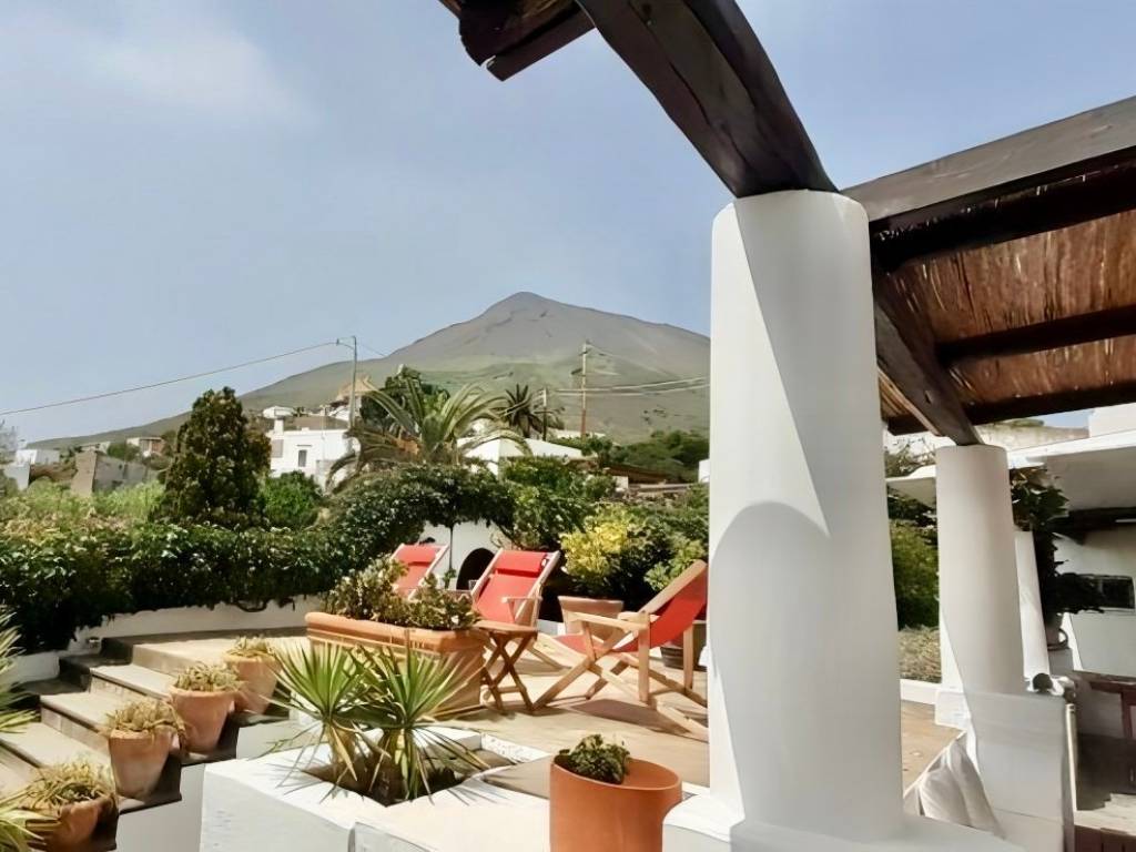 casa indipendente in vendita a Lipari