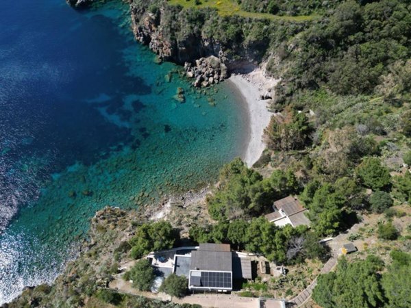 casa indipendente in vendita a Lipari