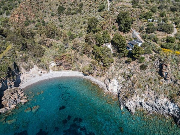 casa indipendente in vendita a Lipari