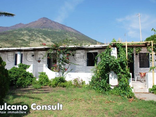 casa indipendente in vendita a Lipari