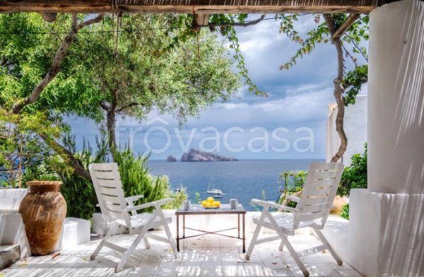 casa indipendente in vendita a Lipari