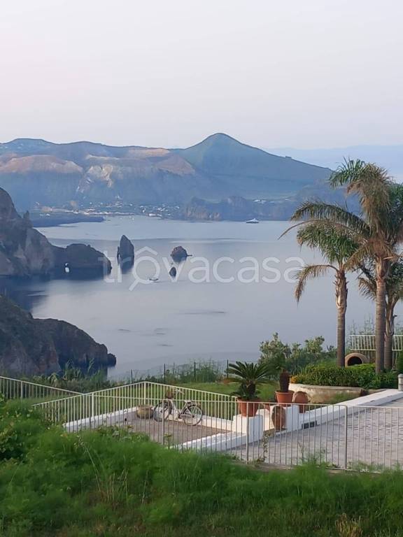 terreno edificabile in vendita a Lipari