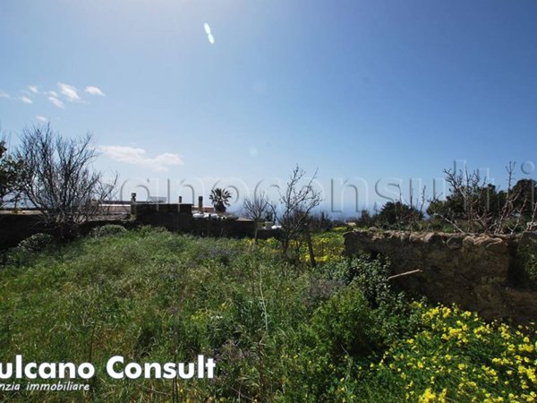 rudere in vendita a Lipari