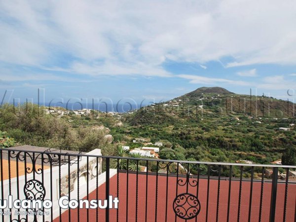 casa indipendente in vendita a Lipari