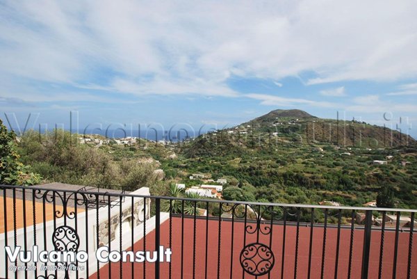 casa indipendente in vendita a Lipari