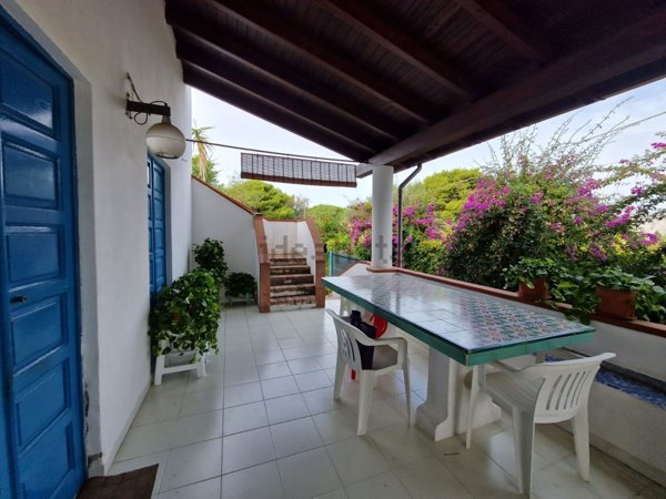 casa indipendente in vendita a Lipari