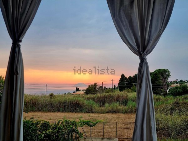 casa indipendente in vendita a Lipari