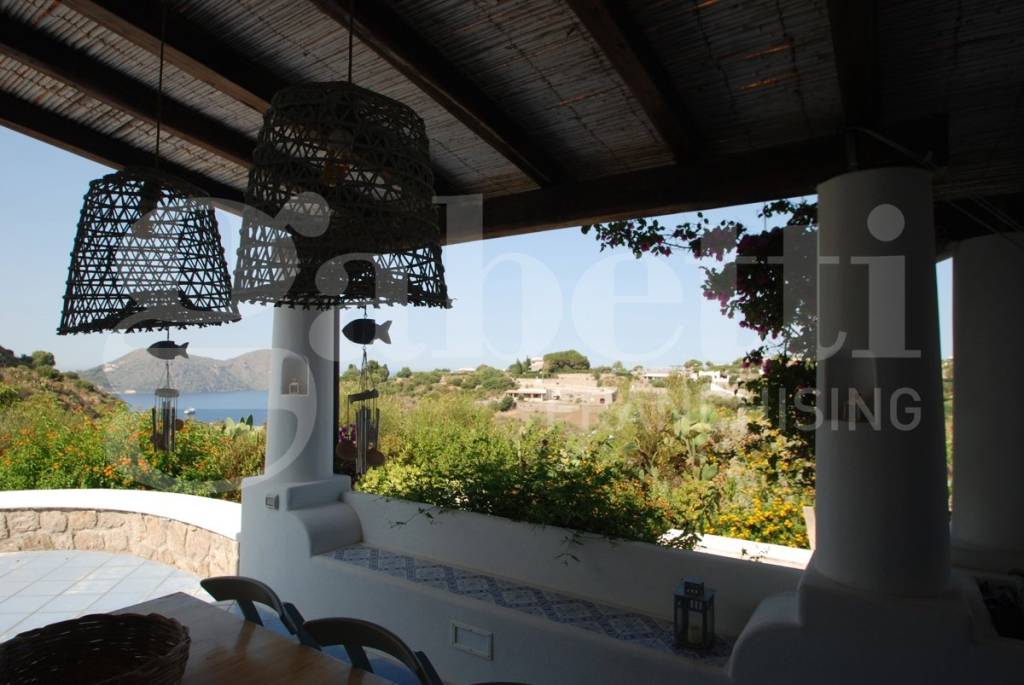 casa indipendente in vendita a Lipari