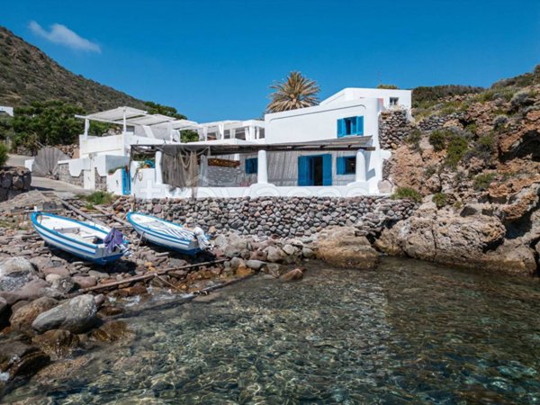 casa indipendente in vendita a Lipari