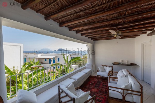 casa indipendente in vendita a Lipari