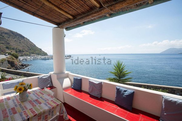 casa indipendente in vendita a Lipari