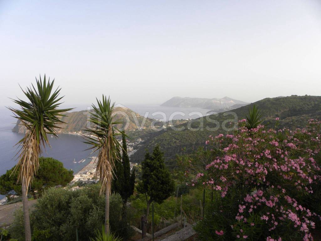 casa indipendente in vendita a Lipari