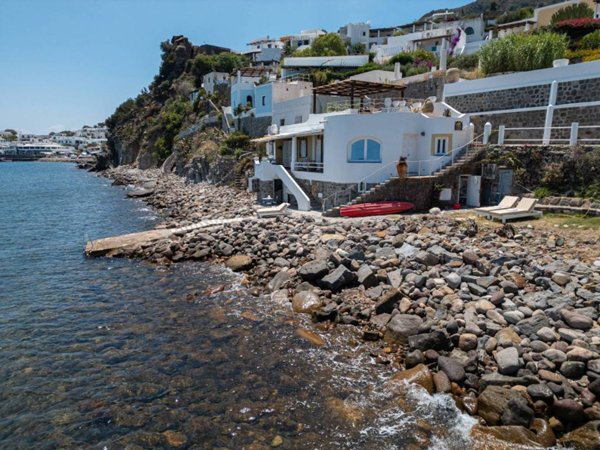 casa indipendente in vendita a Lipari