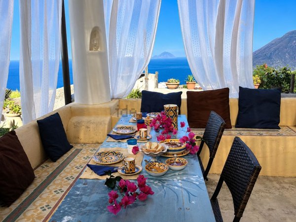casa indipendente in vendita a Lipari