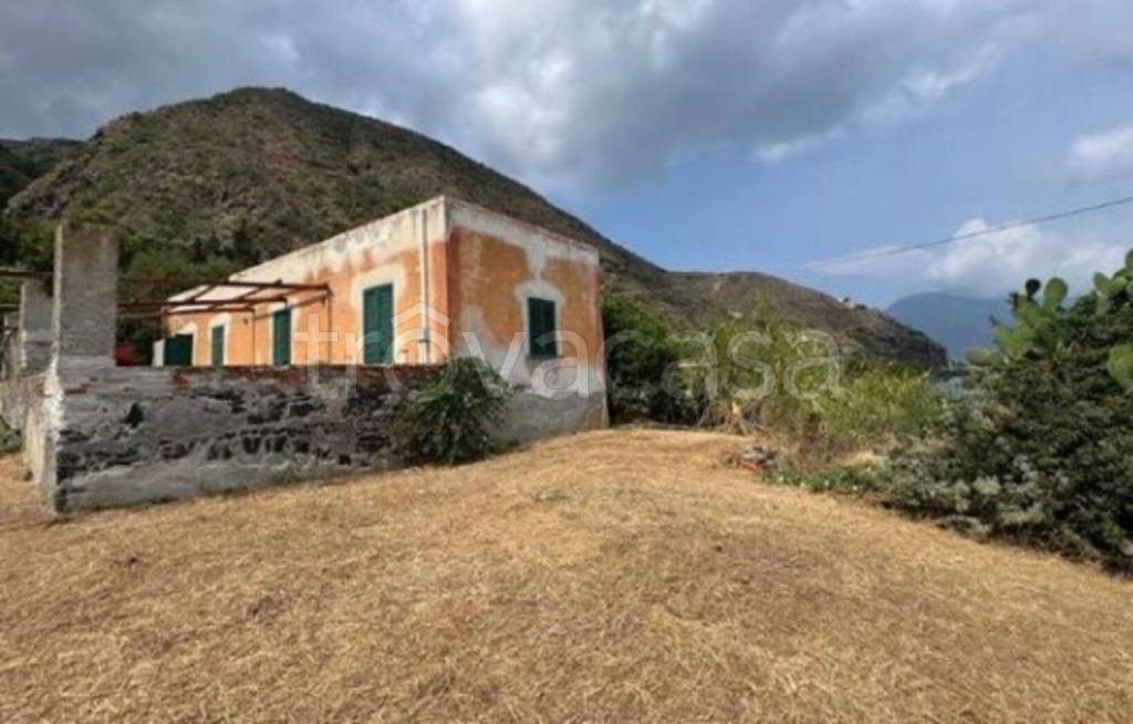 casa indipendente in vendita a Lipari