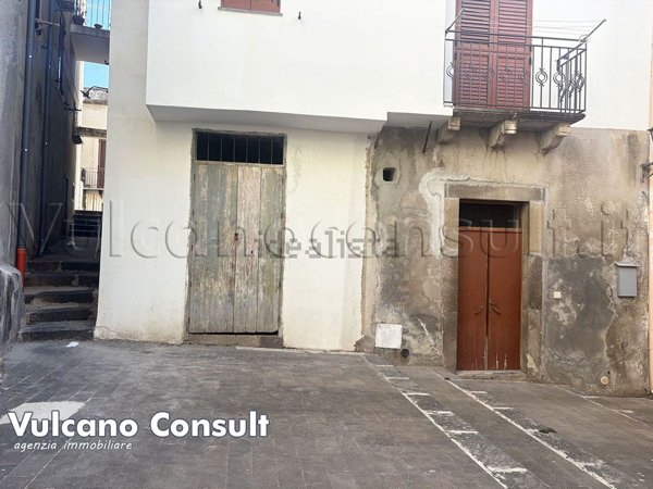 locale di sgombero in vendita a Lipari