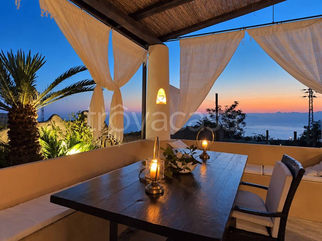 appartamento in vendita a Lipari