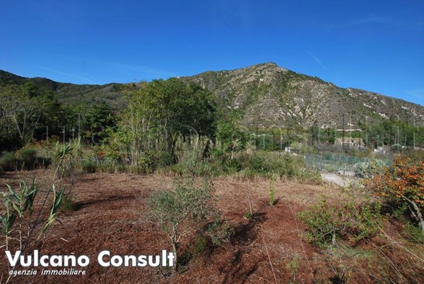 terreno in vendita a Lipari