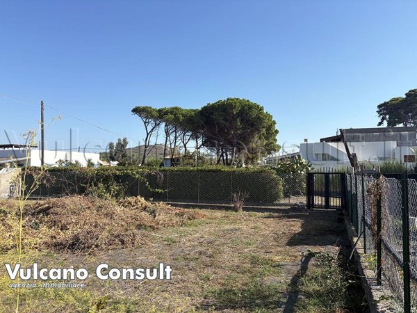 terreno in vendita a Lipari