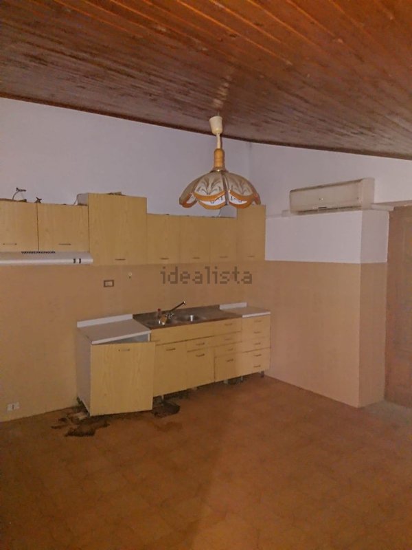 casa indipendente in vendita a Longi