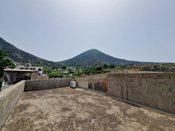 appartamento in vendita a Malfa