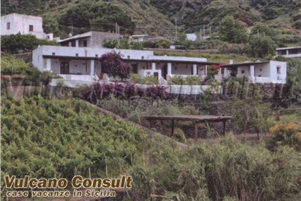 casa indipendente in vendita a Malfa