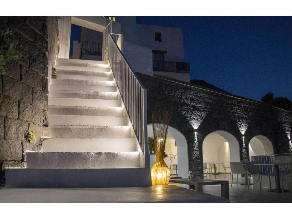 negozio in vendita a Malfa