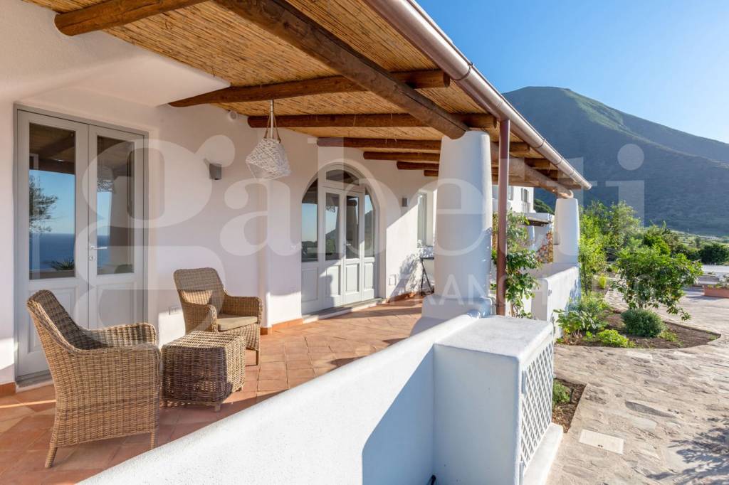 appartamento in vendita a Malfa