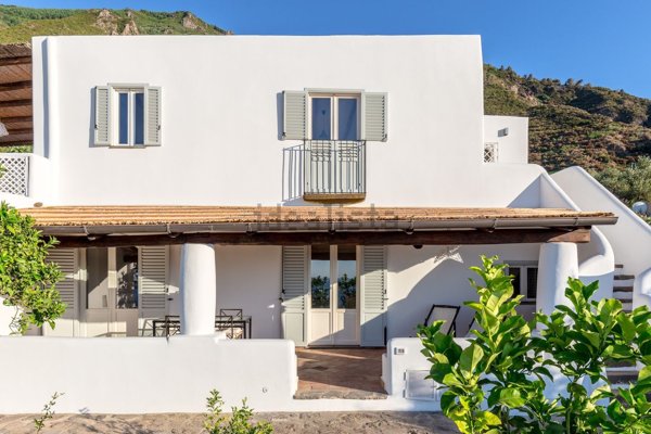 appartamento in vendita a Malfa