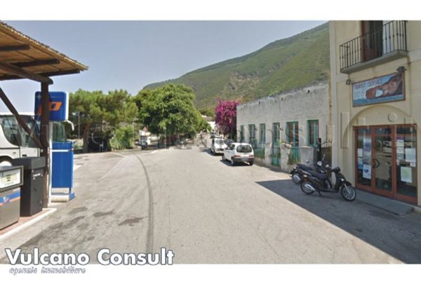 esavano in vendita a Malfa