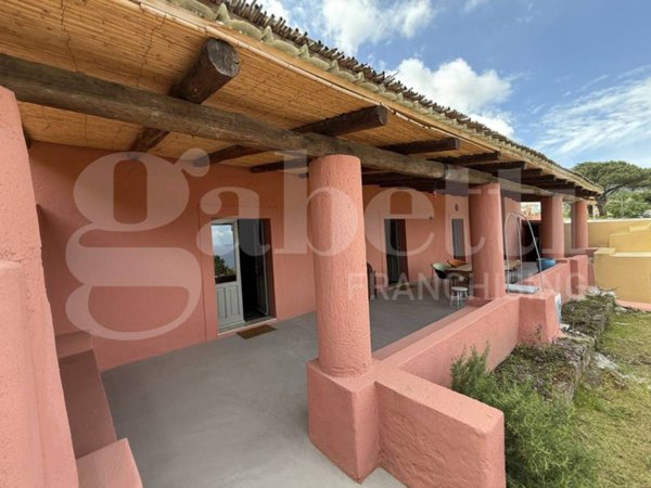 casa indipendente in vendita a Malfa