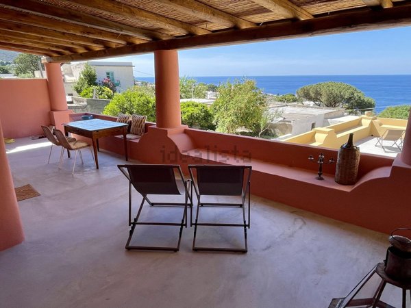 appartamento in vendita a Malfa