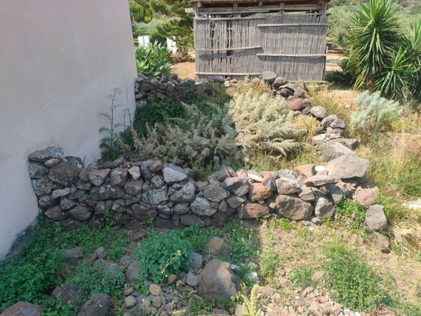 casa indipendente in vendita a Malfa in zona Pollara
